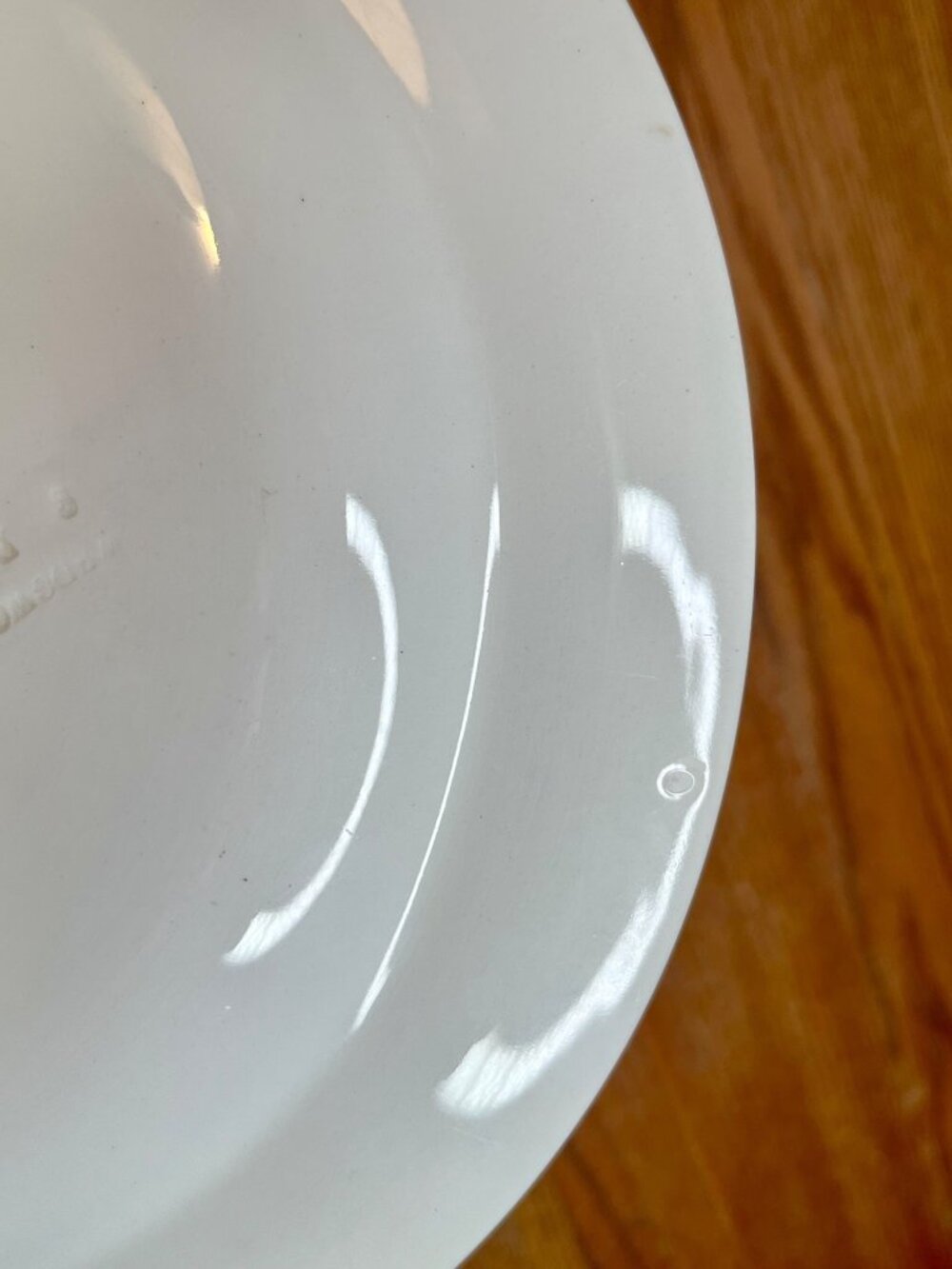 Set of 3 Wedgwood Dinner Plates 10 1/8" Lavender On Cream Plain Edge Embossed Qu - Picture 14 of 16